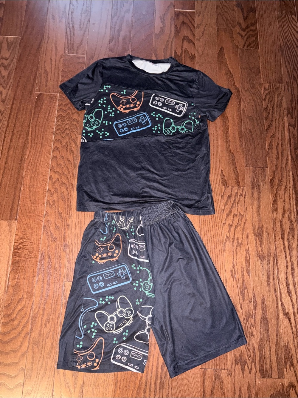 PatPat Black Kids Video Game Controller Pajama Set Sz 10/11